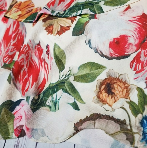 LOVE, FIRE Cream Floral Layered Top - Picture 5 of 8